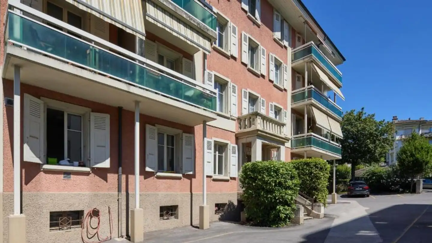 Outdoor parking space for rent - Avenue de la Dent-d'Oche 3, 1007 Lausanne - Photo 2