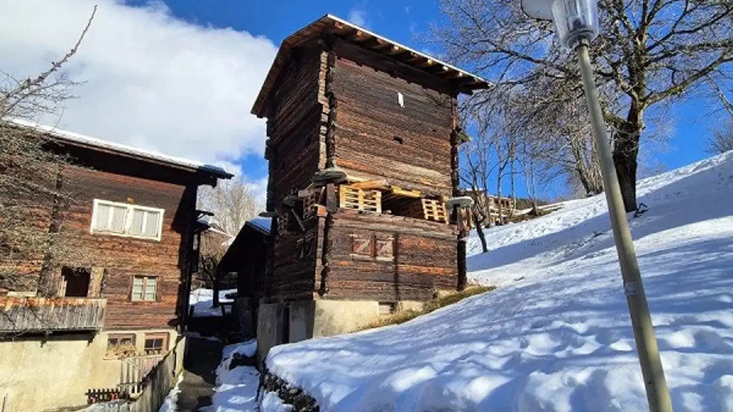 Chalet for sale - Obereggstrasse, 3984 Fiesch - Photo 2