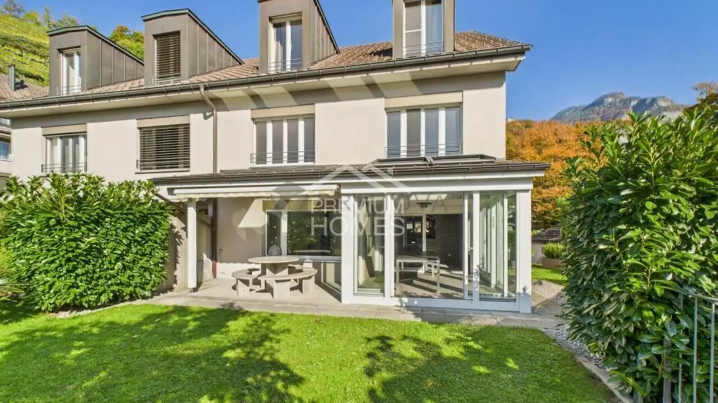 Semi-detached house for sale - 8872 Weesen