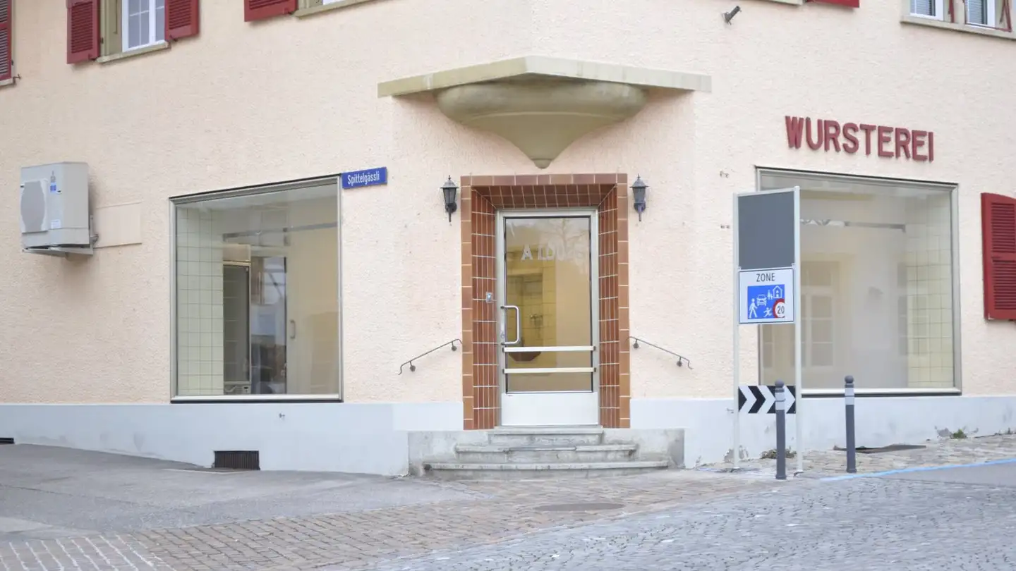 Geschäft mieten - Breitenweg 1, 3235 Erlach - Foto 3