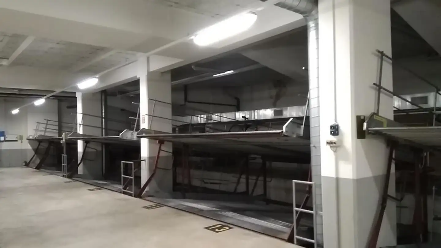 Underground parking space for rent - Stampfenbachstrasse 48, 8006 Zürich