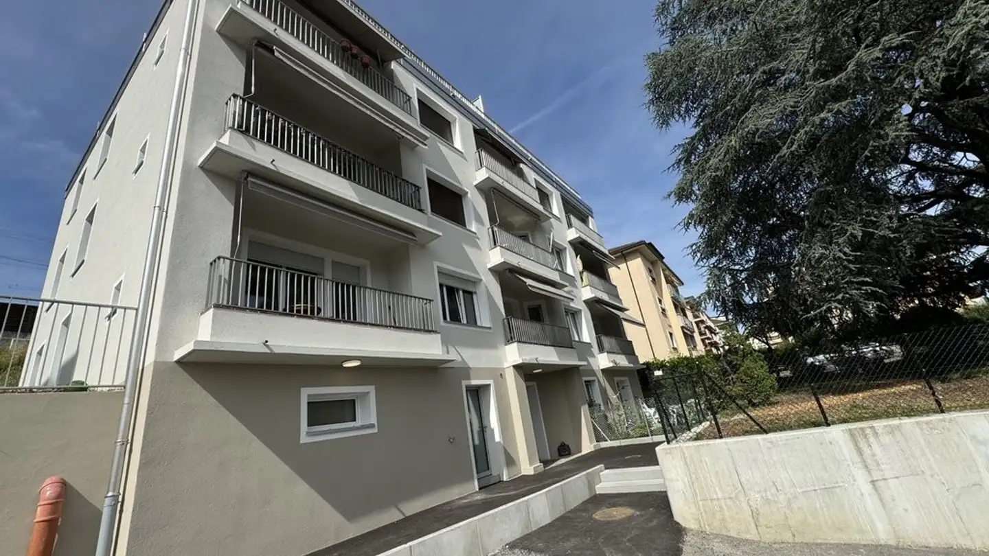 Place de parking extérieure à louer - Chemin Du Ruisselet 18, 1009 Pully