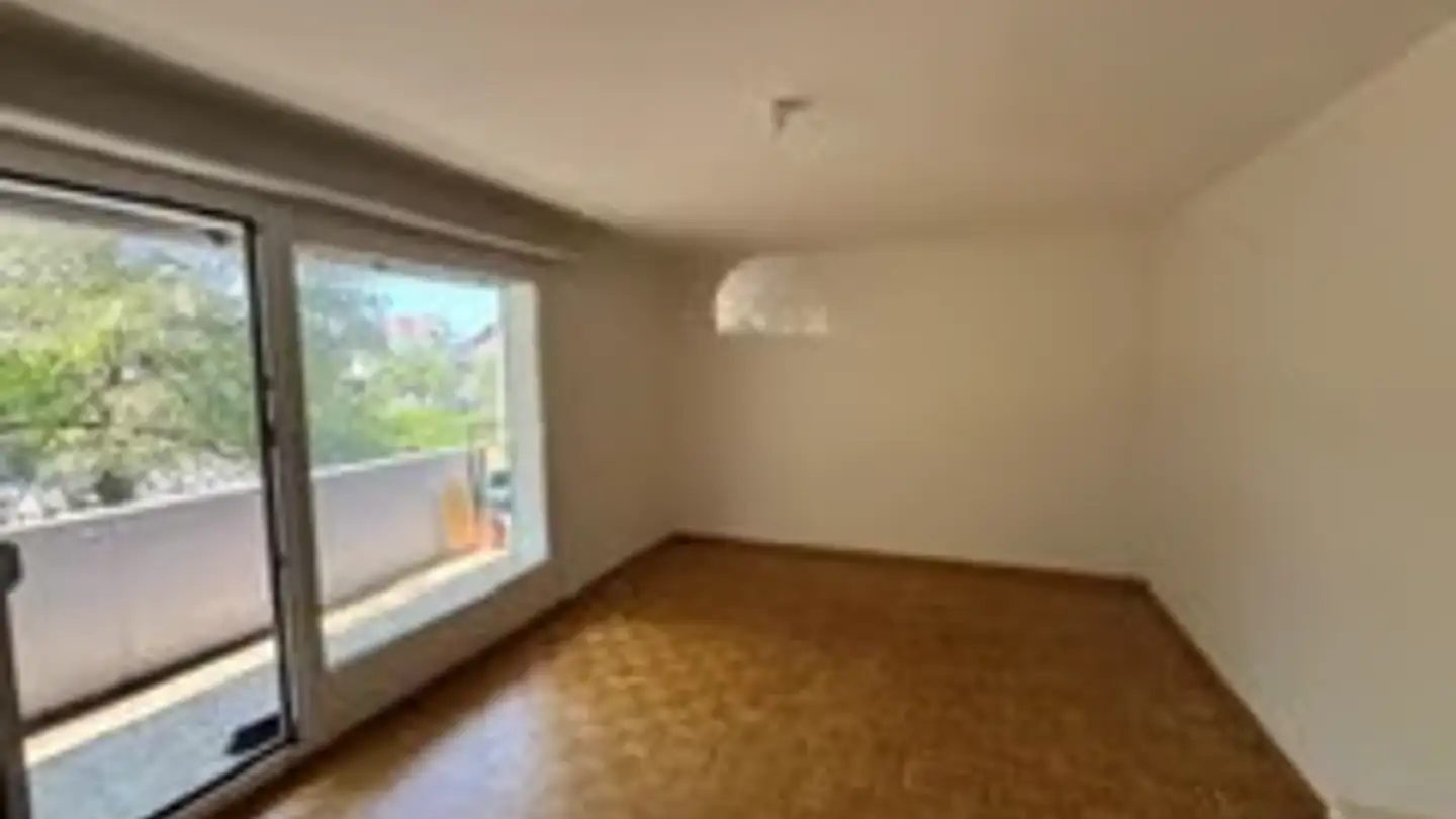Apartment for rent - Sindelenstrasse 2, 8340 Hinwil - Photo 2