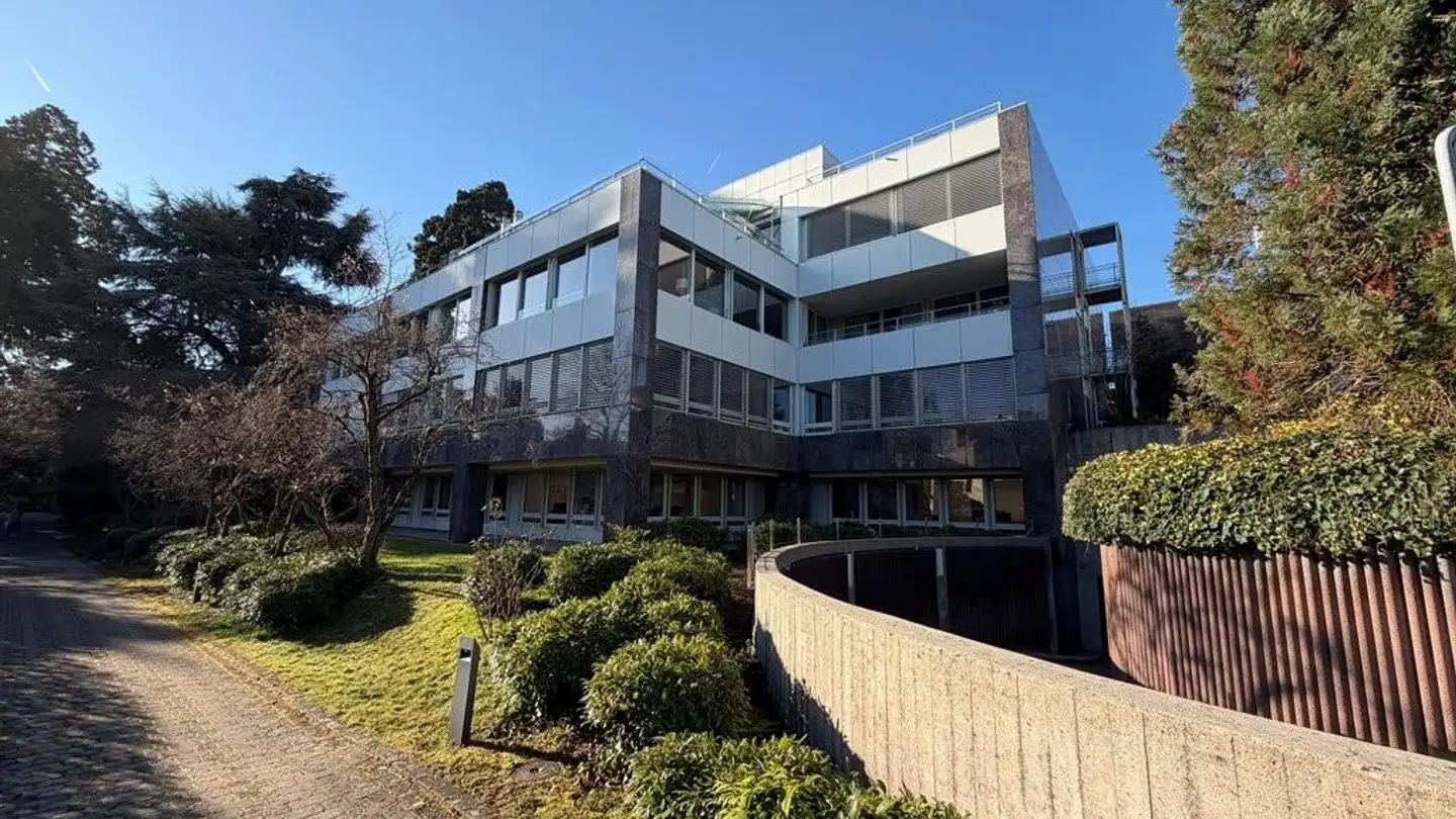 Tiefgaragenstellplatz mieten - Im Park 2, 8800 Thalwil