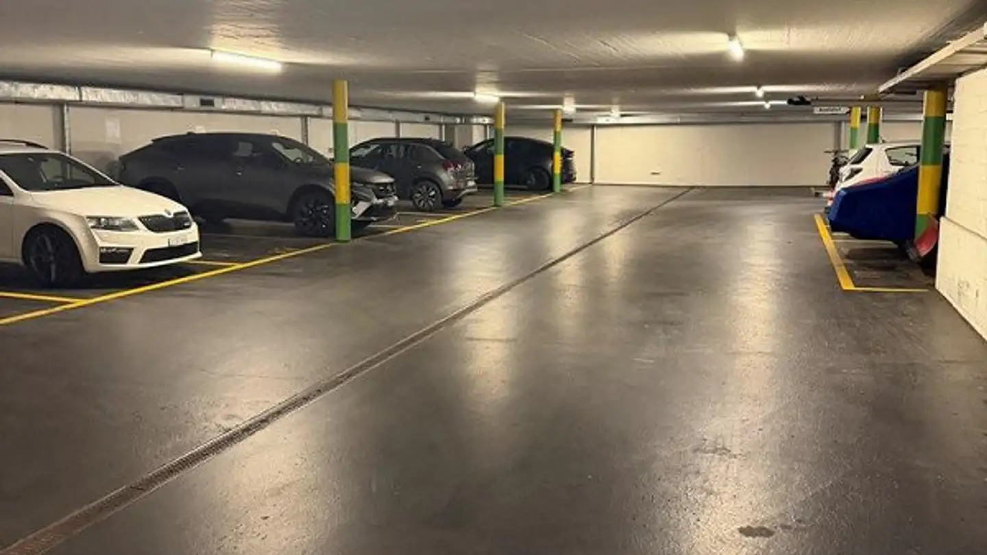 Tiefgaragenstellplatz mieten - Im Park 2, 8800 Thalwil - Foto 2