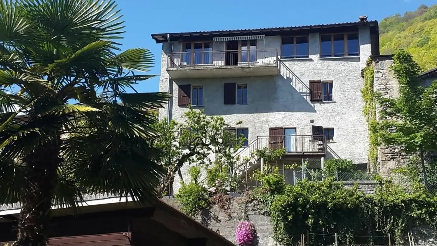 Stepped apartment for rent - Carbonéra 8, 6939 Mugena