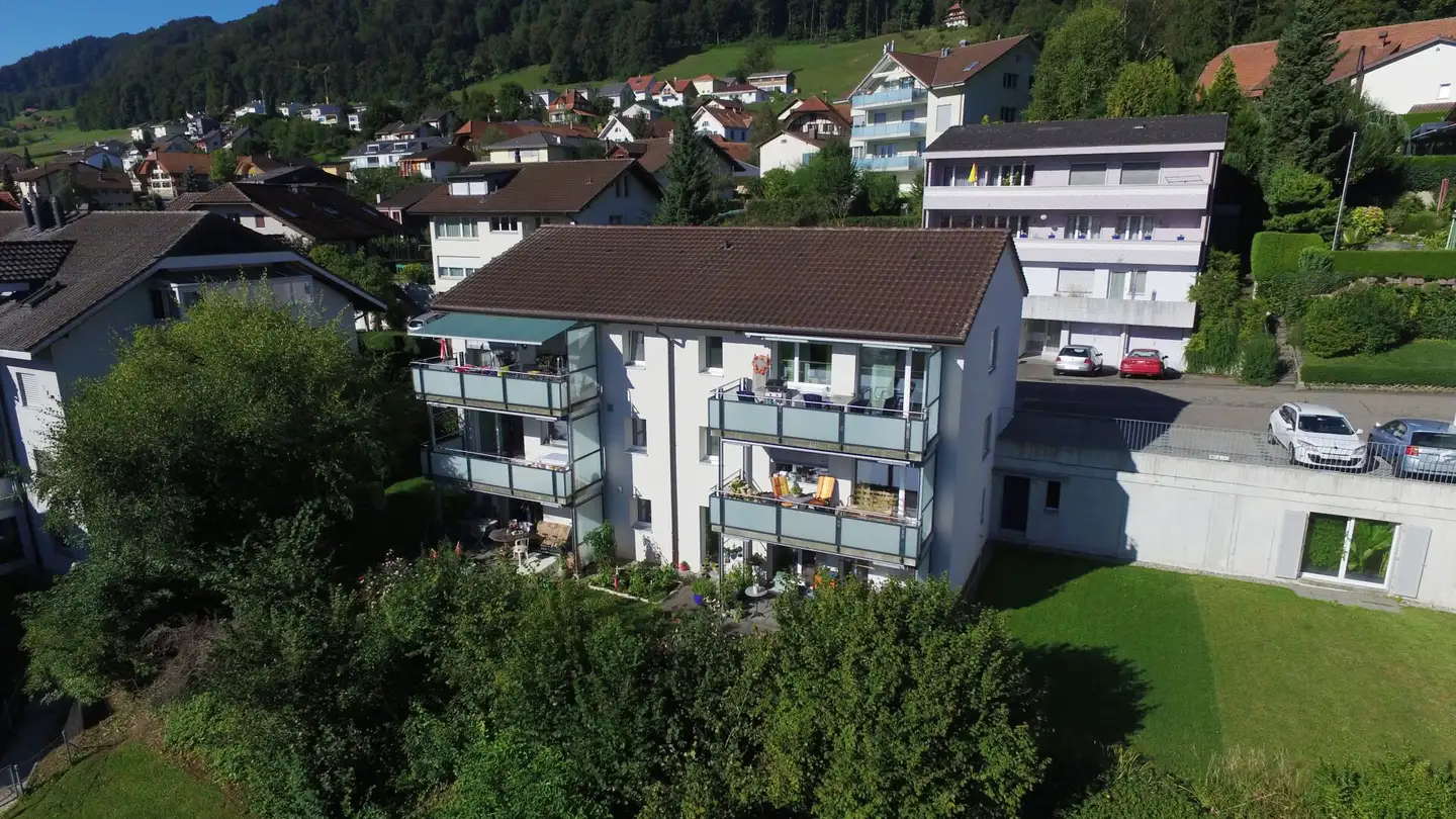 Mehrfamilienhaus mieten - Niesenweg, 3125 Toffen