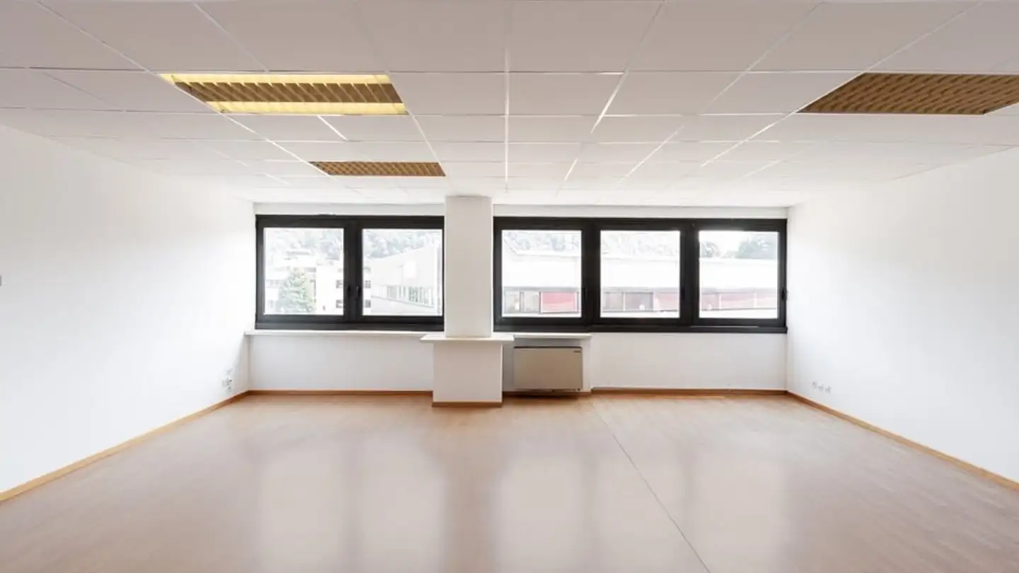 Office space for rent - Via Campagna 26, 6934 Bioggio