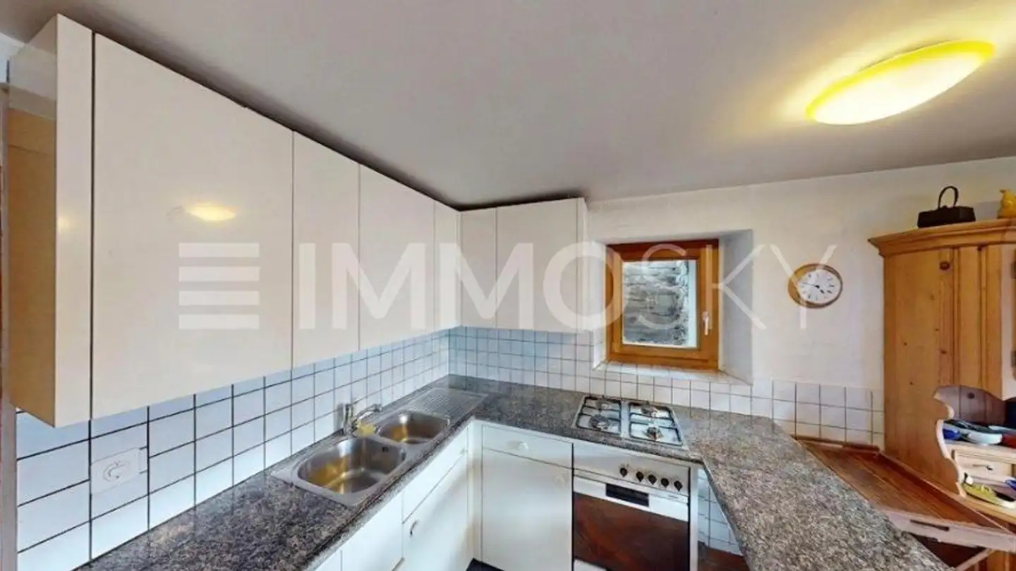Single house for sale - 6749 Sobrio - Photo 2