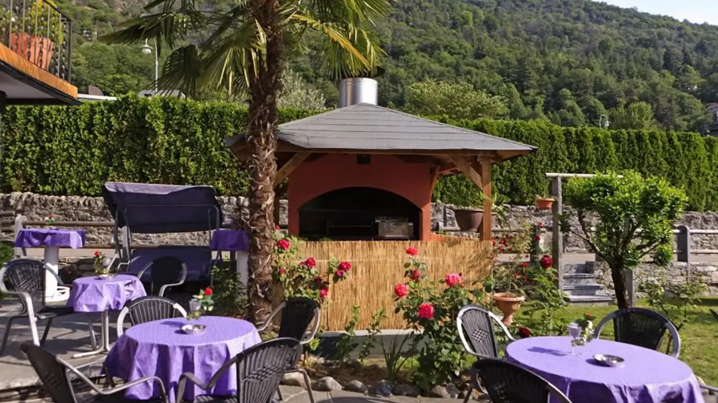 Hotel for sale - Via Stazione 12, 6654 Cavigliano - Photo 2