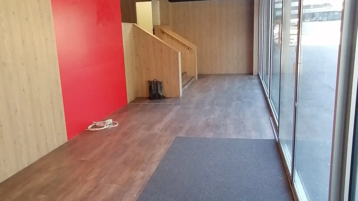 Shop for rent - Bahnhofstrasse 15, 3930 Visp - Photo 3