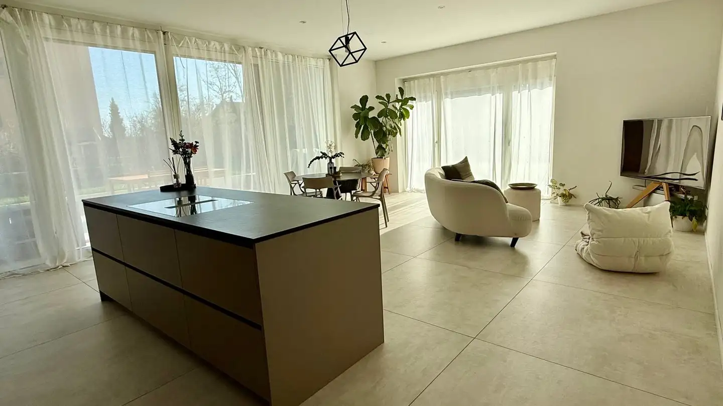 Stepped apartment for sale - Vy-d'Etra 10, 2000 Neuchâtel - Photo 2