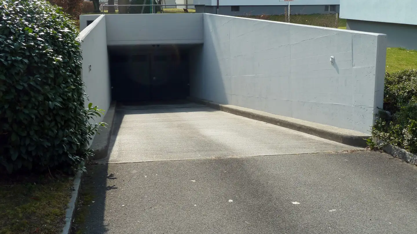 Parcheggio esterno in affitto - Zollweg 19, 5034 Suhr - Foto 3