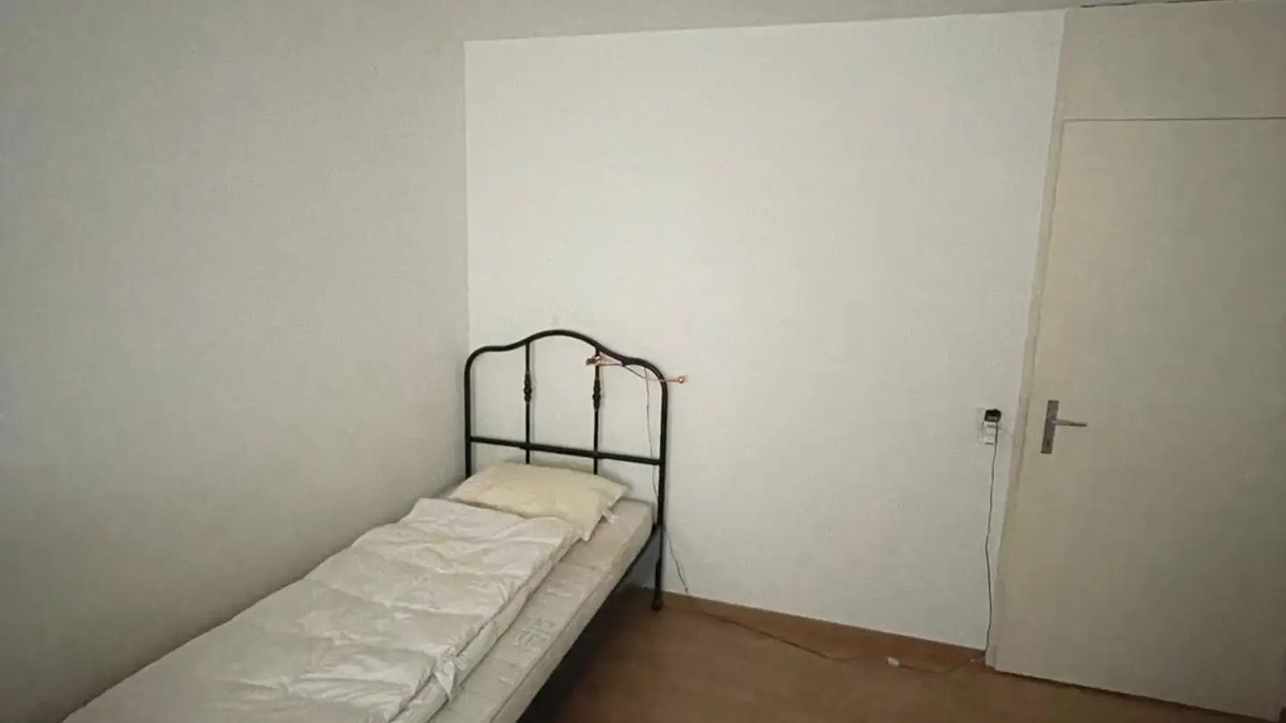 Zimmer mieten - Oerlikonerstrasse 3, 8057 Zürich
