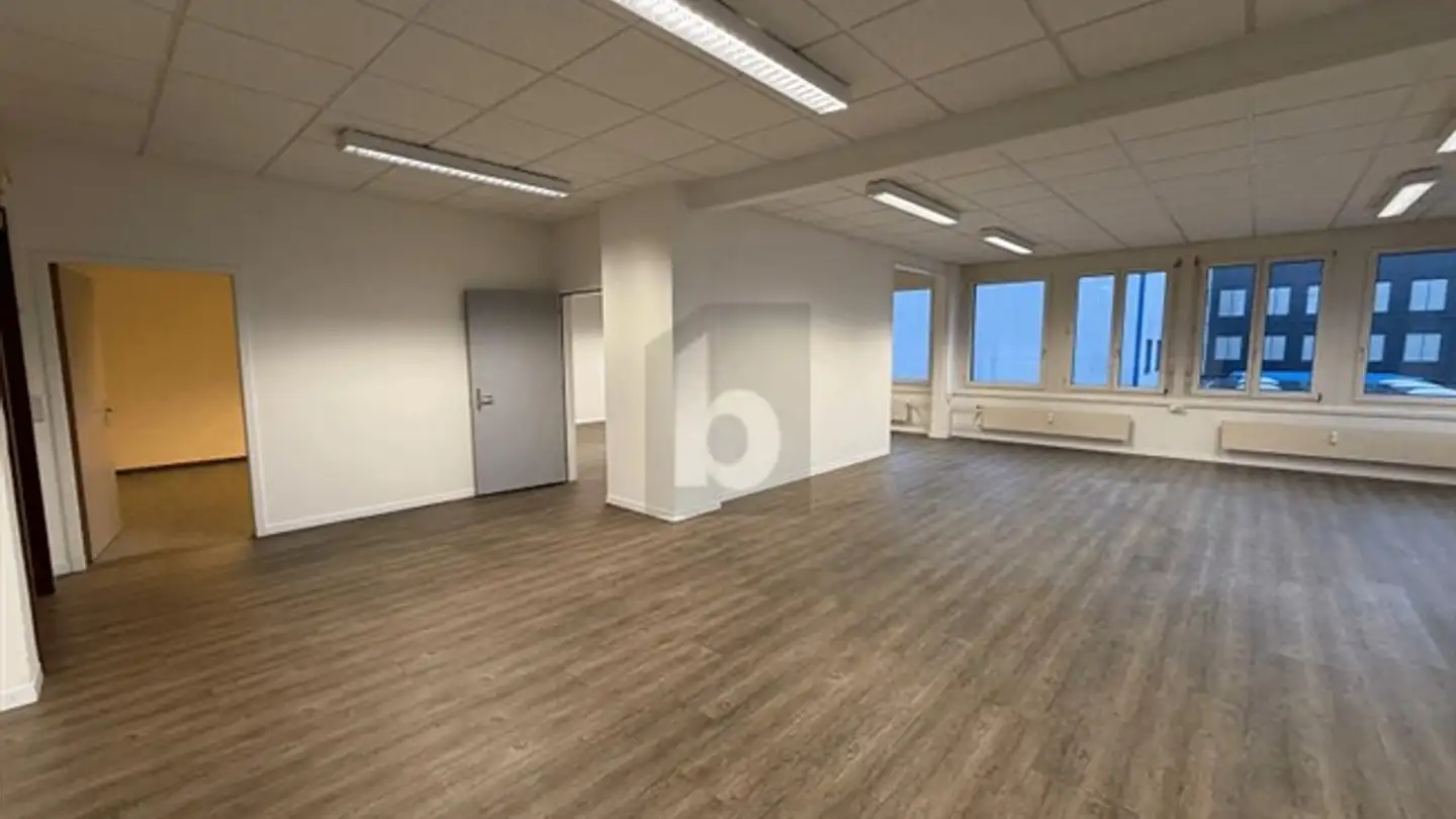 Office space for rent - 6343 Rotkreuz - Photo 2