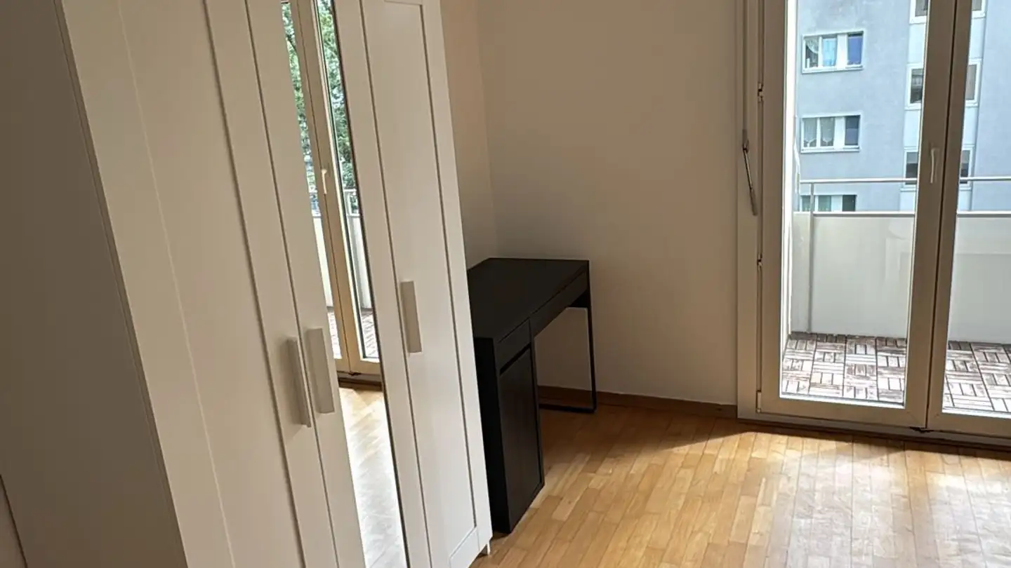 Chambre à louer - Roswiesenstrasse, 8051 Zürich