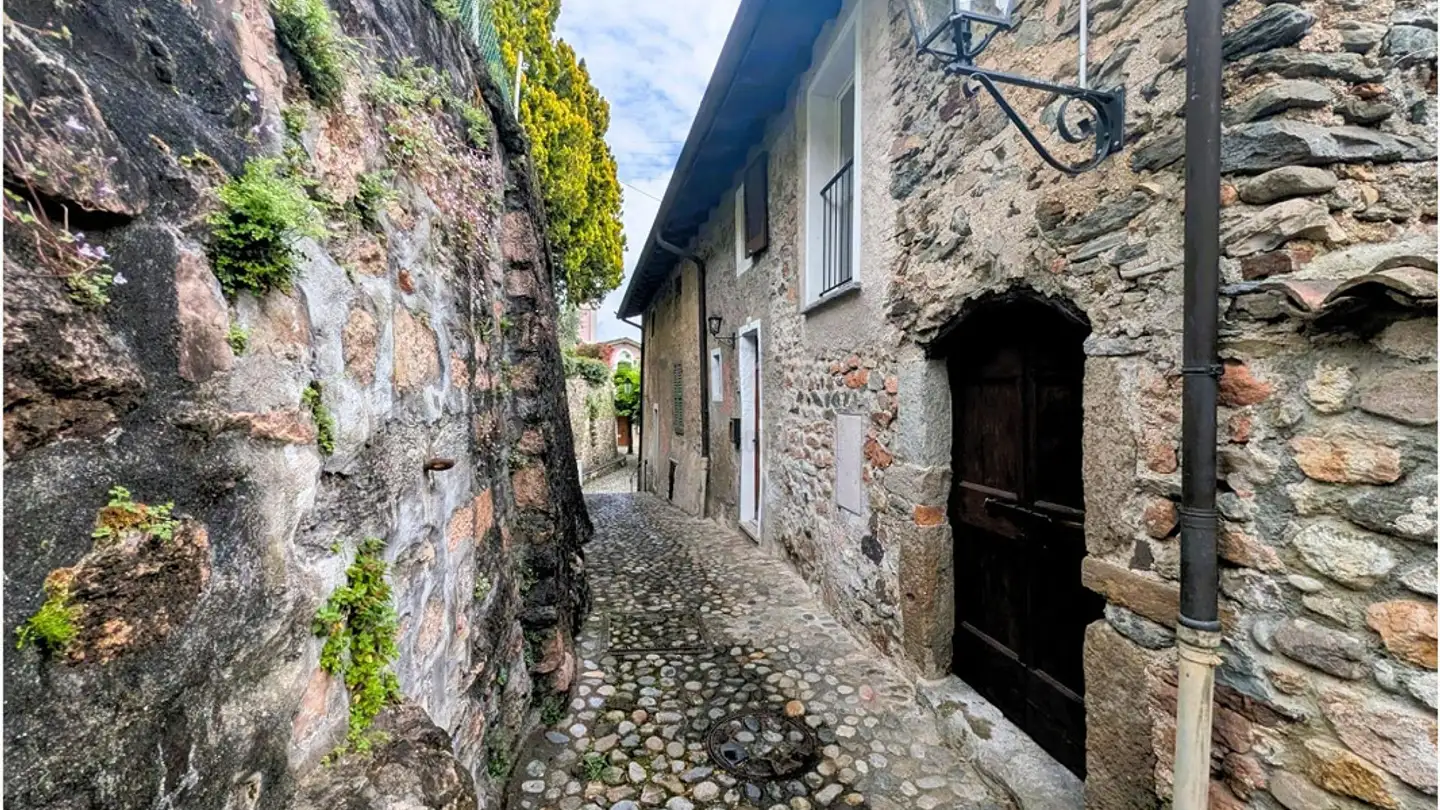 Residential building for sale - Strecia Da L'asilo, 6922 Morcote