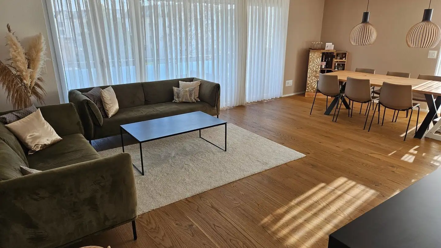 Appartement à louer - Höhacherweg 1, 8604 Volketswil