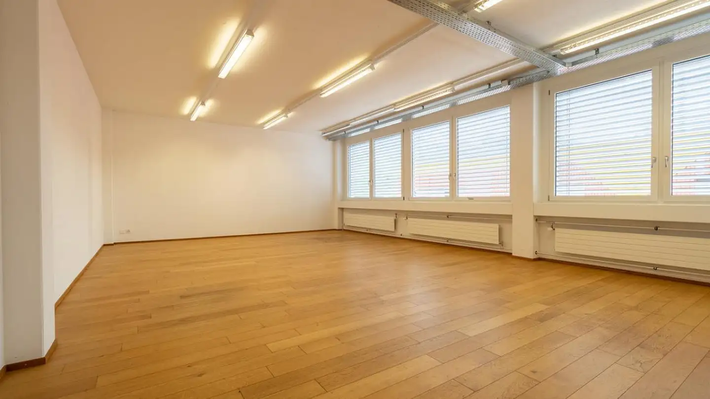 Office space for rent - Industriestrasse 23, 6055 Alpnach Dorf - Photo 2