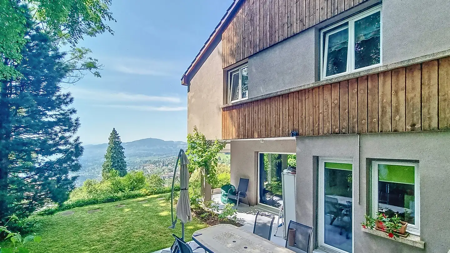 Row house for sale - 1823 Glion - Photo 4