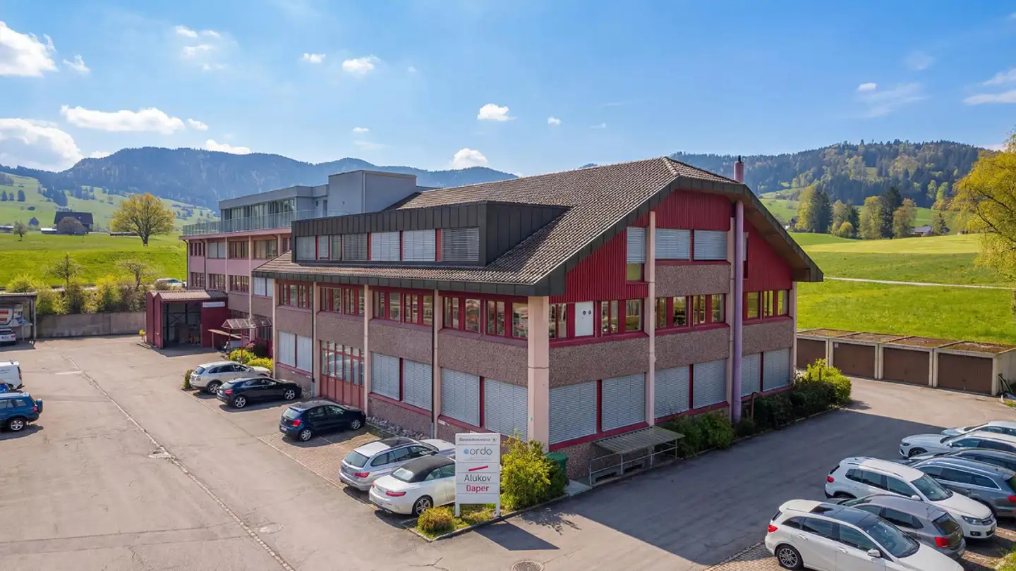 Office space for sale - 6314 Unterägeri