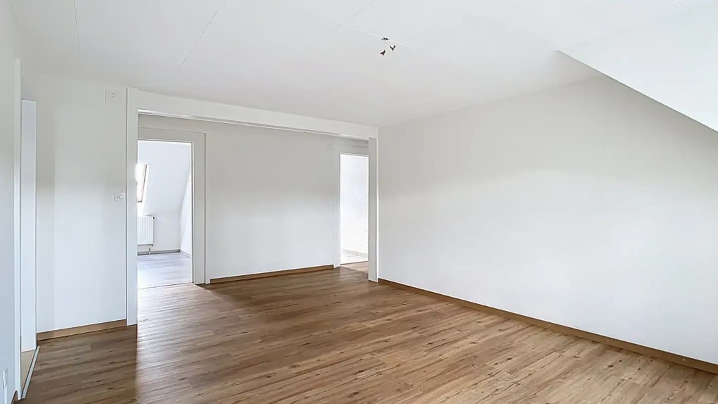 Apartment for rent - Rue Jehan-Droz 15, 2400 Le Locle - Photo 4