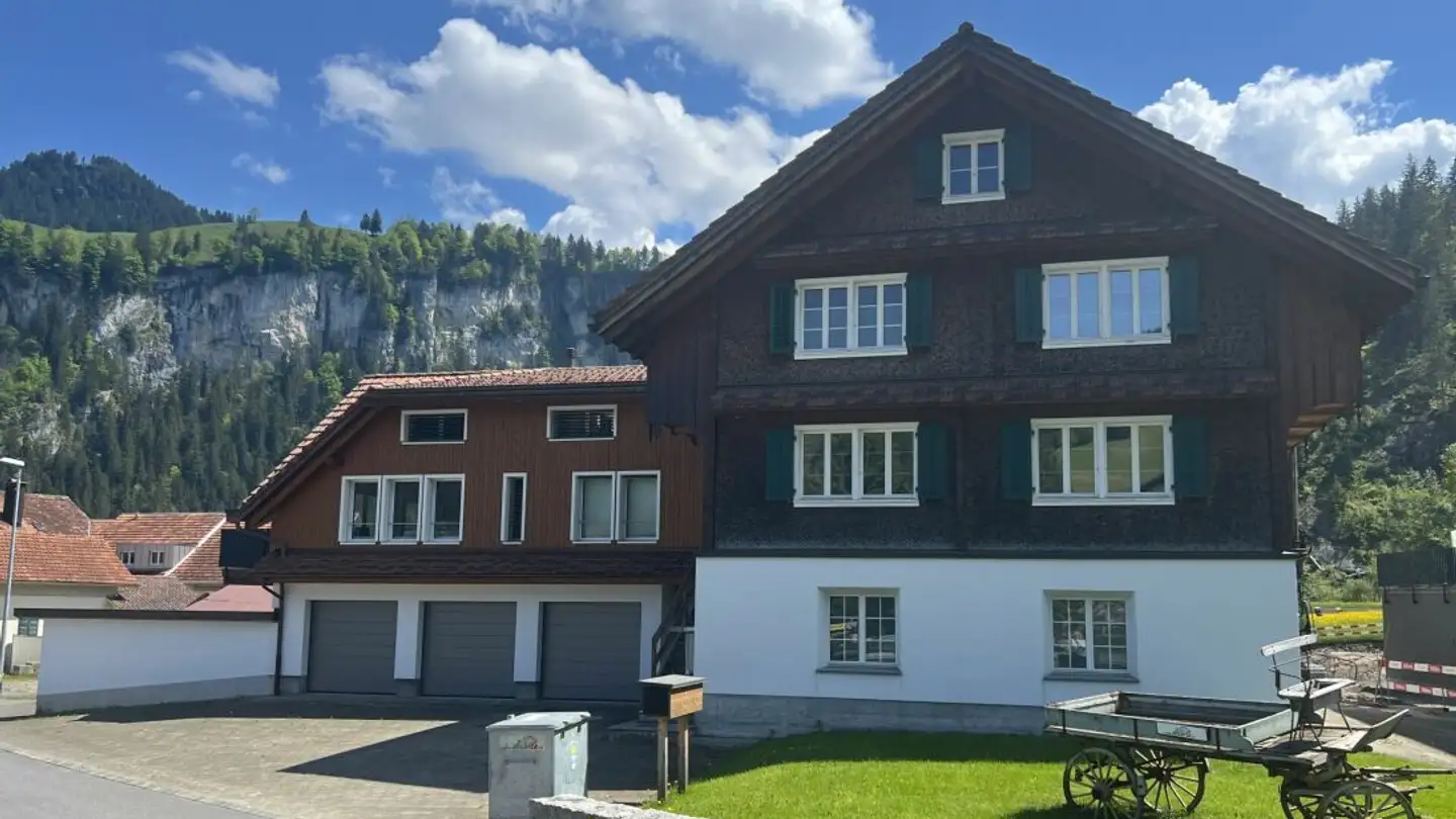 Single house for rent - Guggelsstrasse 1, 8842 Unteriberg