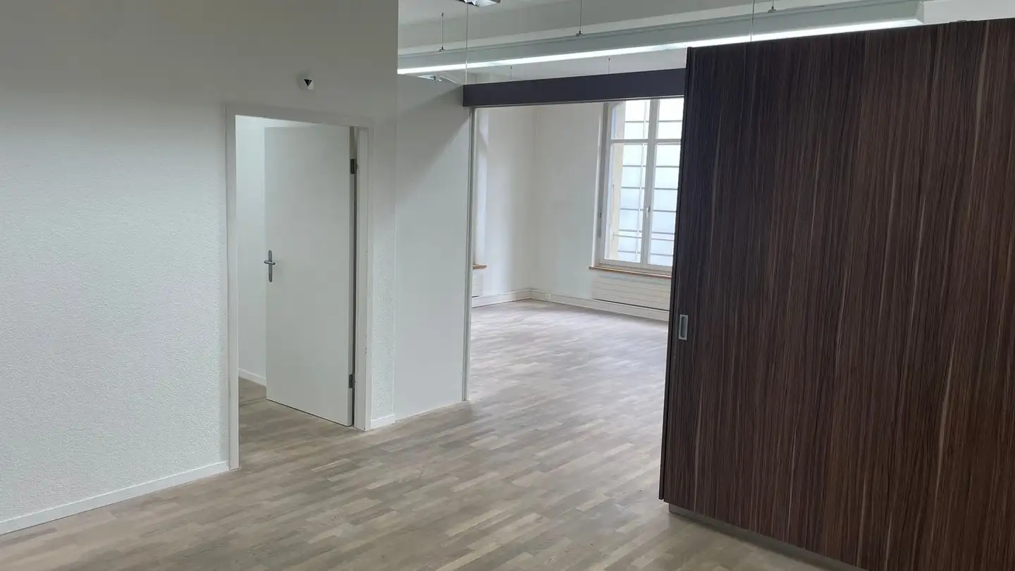 Bürofläche mieten - Dorfstrasse 5, 3550 Langnau im Emmental - Foto 2