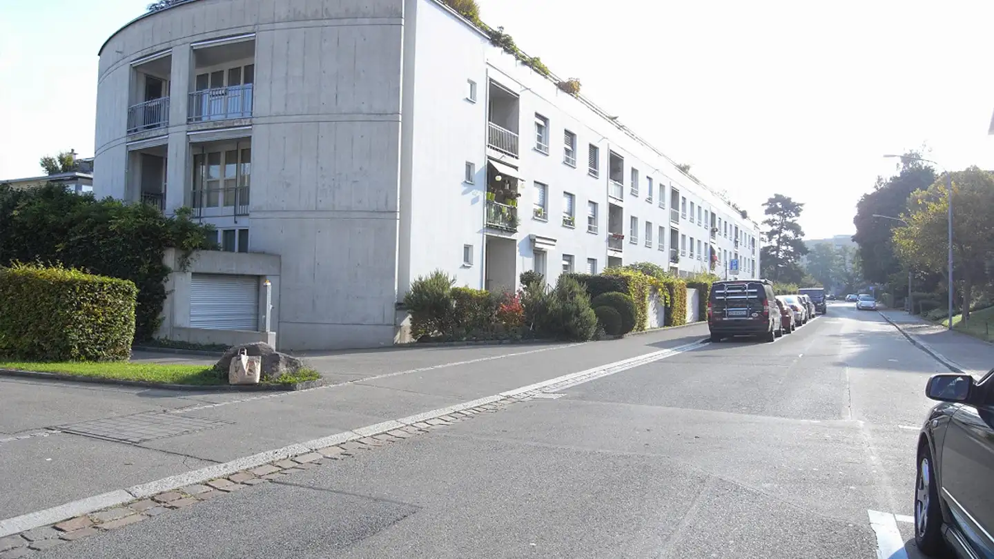 Parcheggio sotterraneo in affitto - Langgrütstrasse 88a, 8047 Zürich