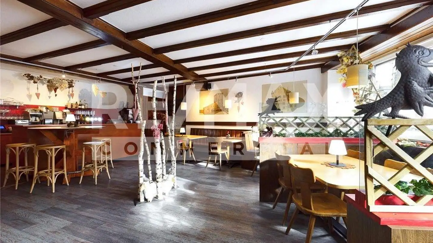 Restaurant for sale - Hauptplatz 15, 3953 Leuk Stadt - Photo 2