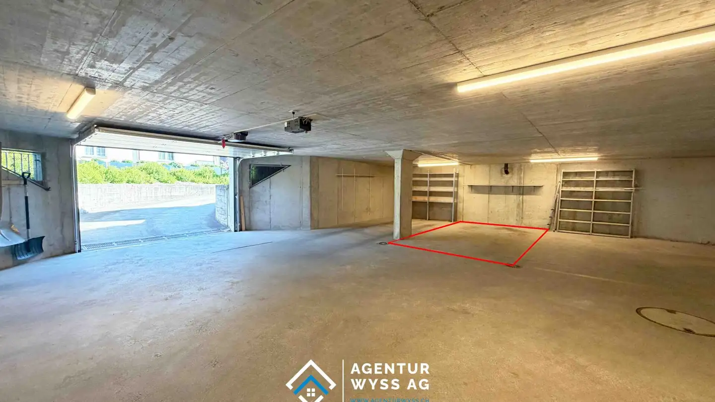 Place de parking extérieure à louer - Alpenstrasse, 3415 Rüegsauschachen