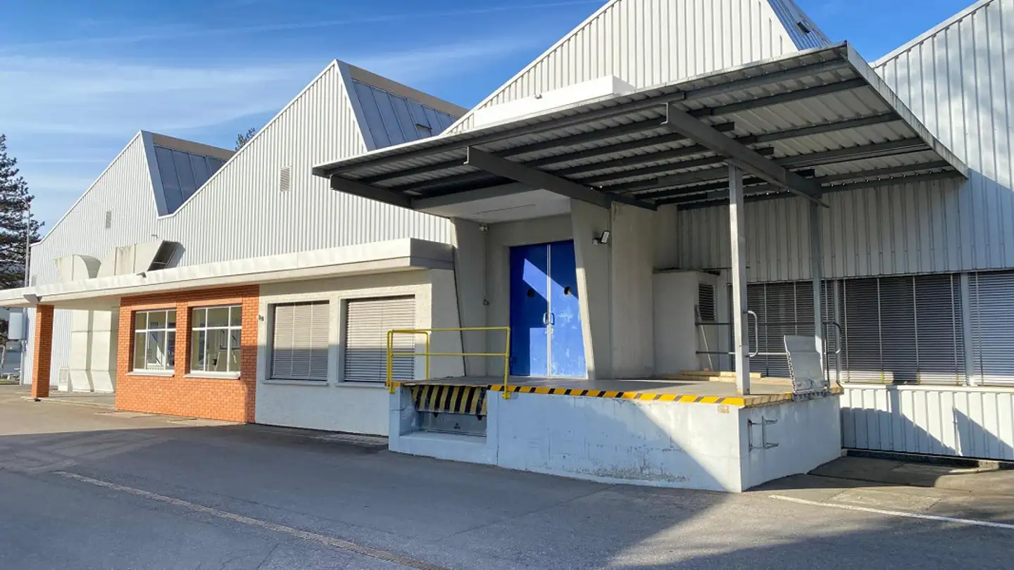 Storage space for rent - Walderstrasse 117, 8630 Rüti ZH