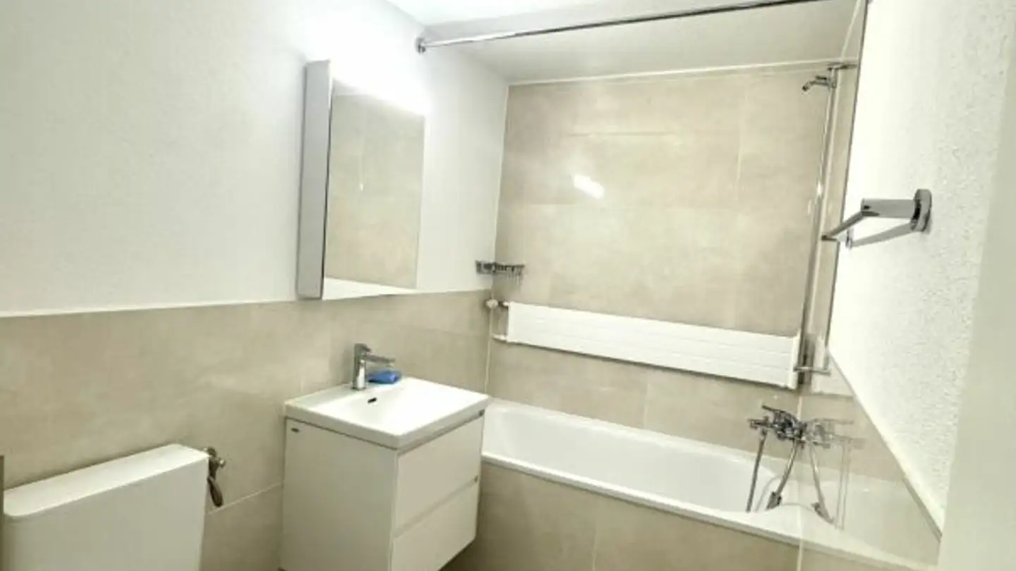 Apartment for rent - Kalkofen 3, 8782 Rüti GL - Photo 2