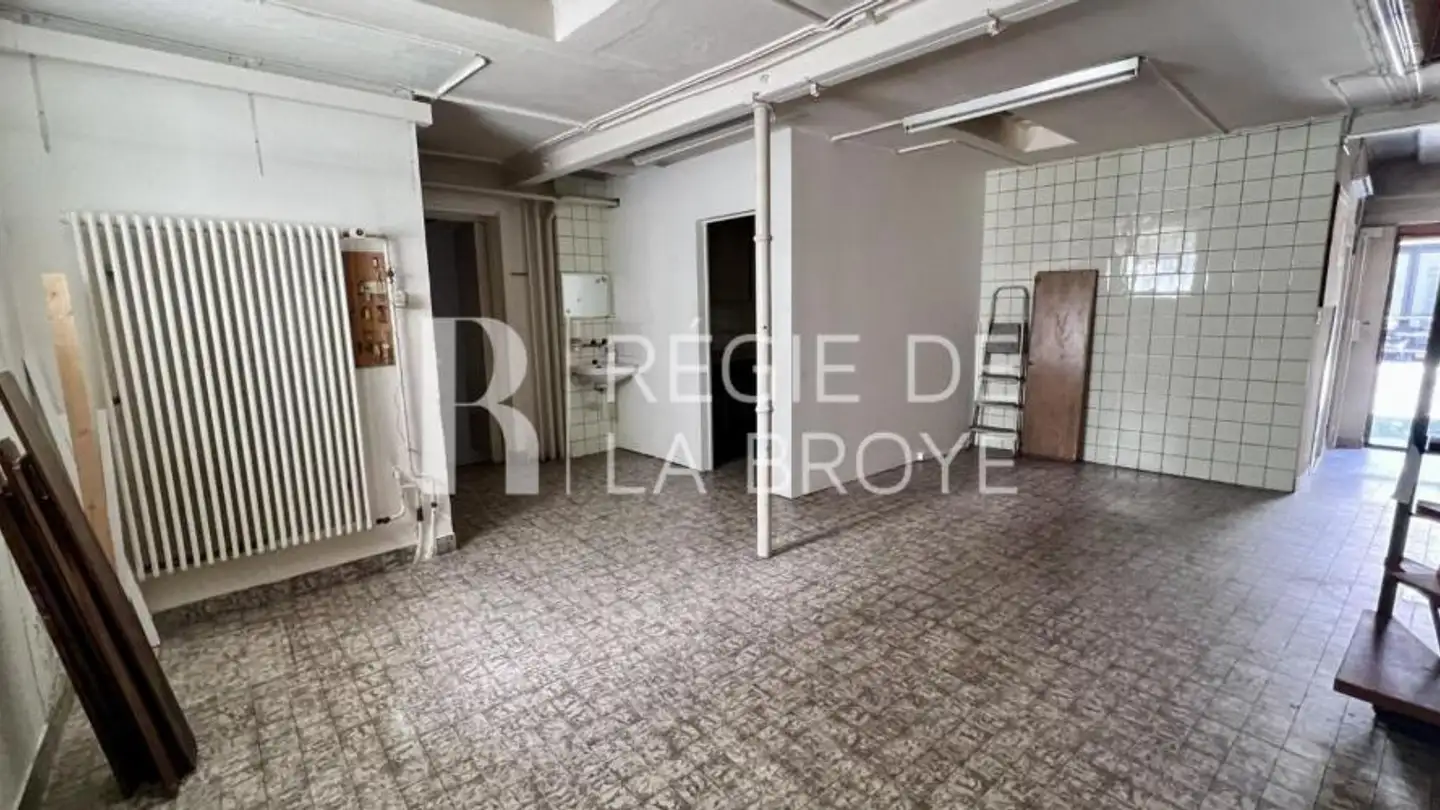 Commercial à louer - Grand-Rue 23, 1470 Estavayer-le-Lac - Photo 4