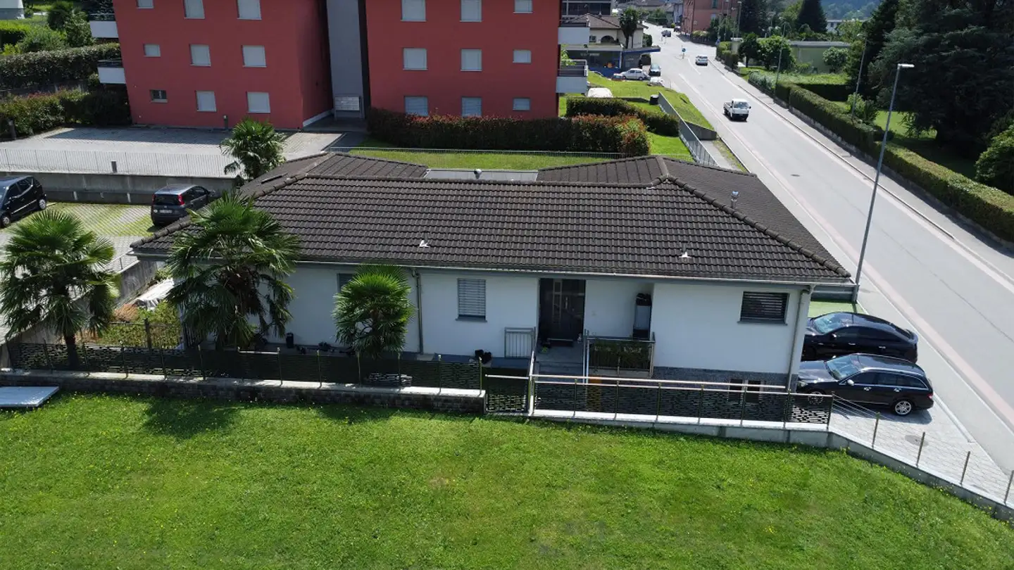 Semi-detached house for sale - 6702 Claro - Photo 3