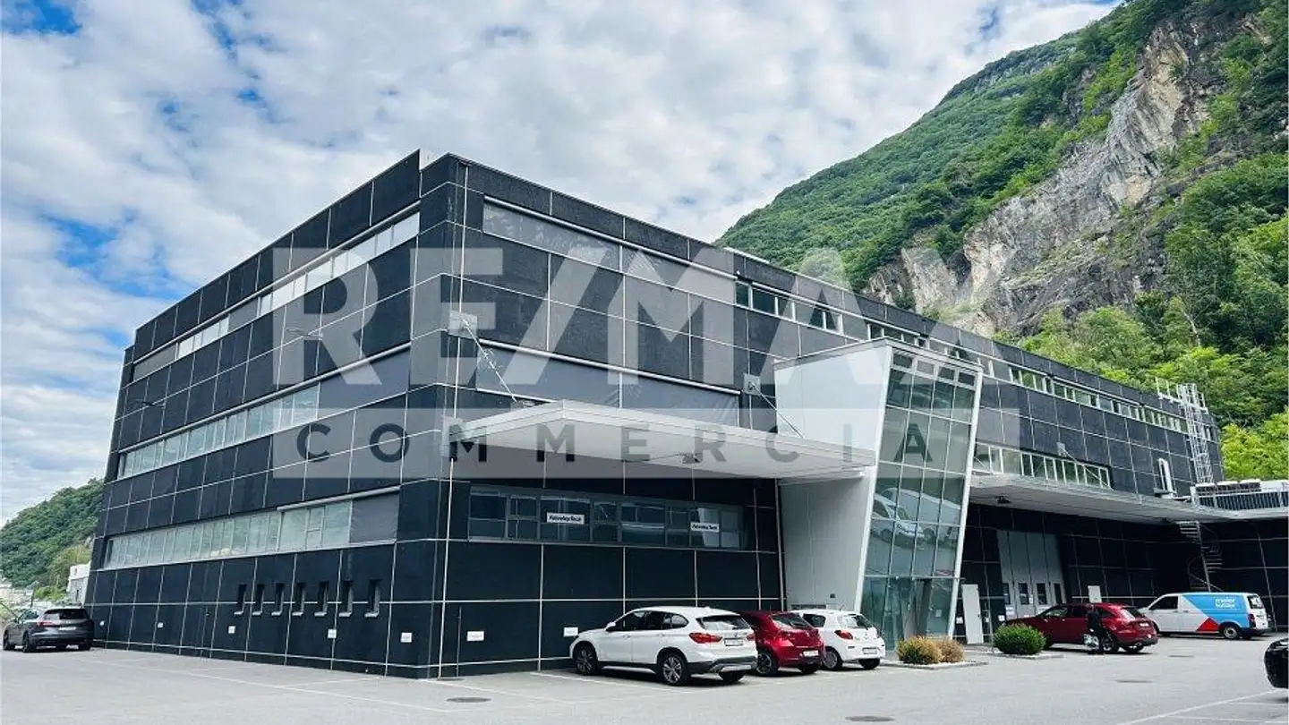 Commercial à vendre - 6532 Castione