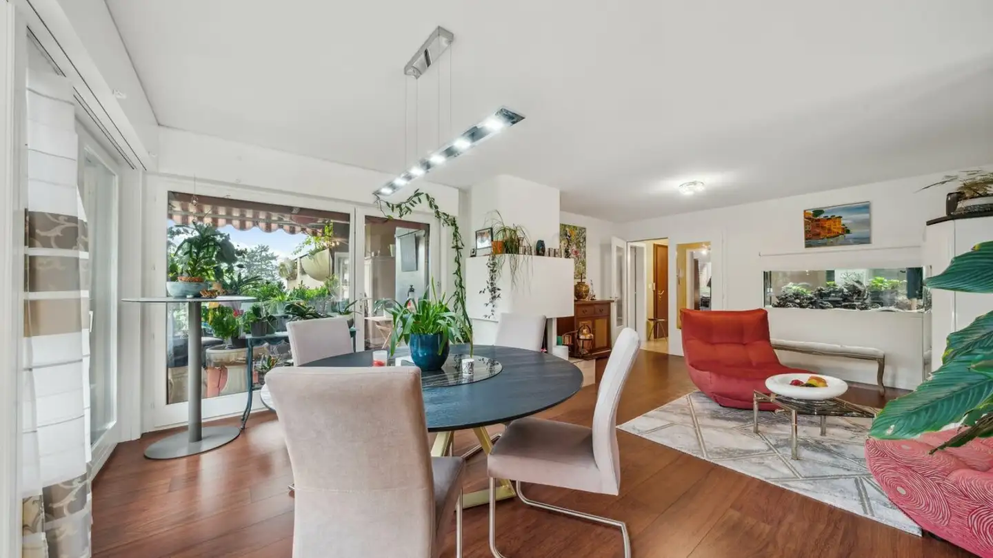 Apartment for sale - 1817 Brent - Photo 3