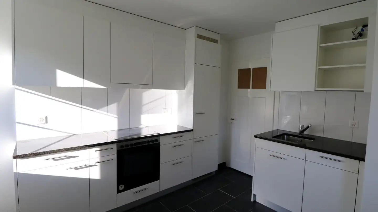 Apartment for rent - Oberlandstrasse 2, 3700 Spiez - Photo 2