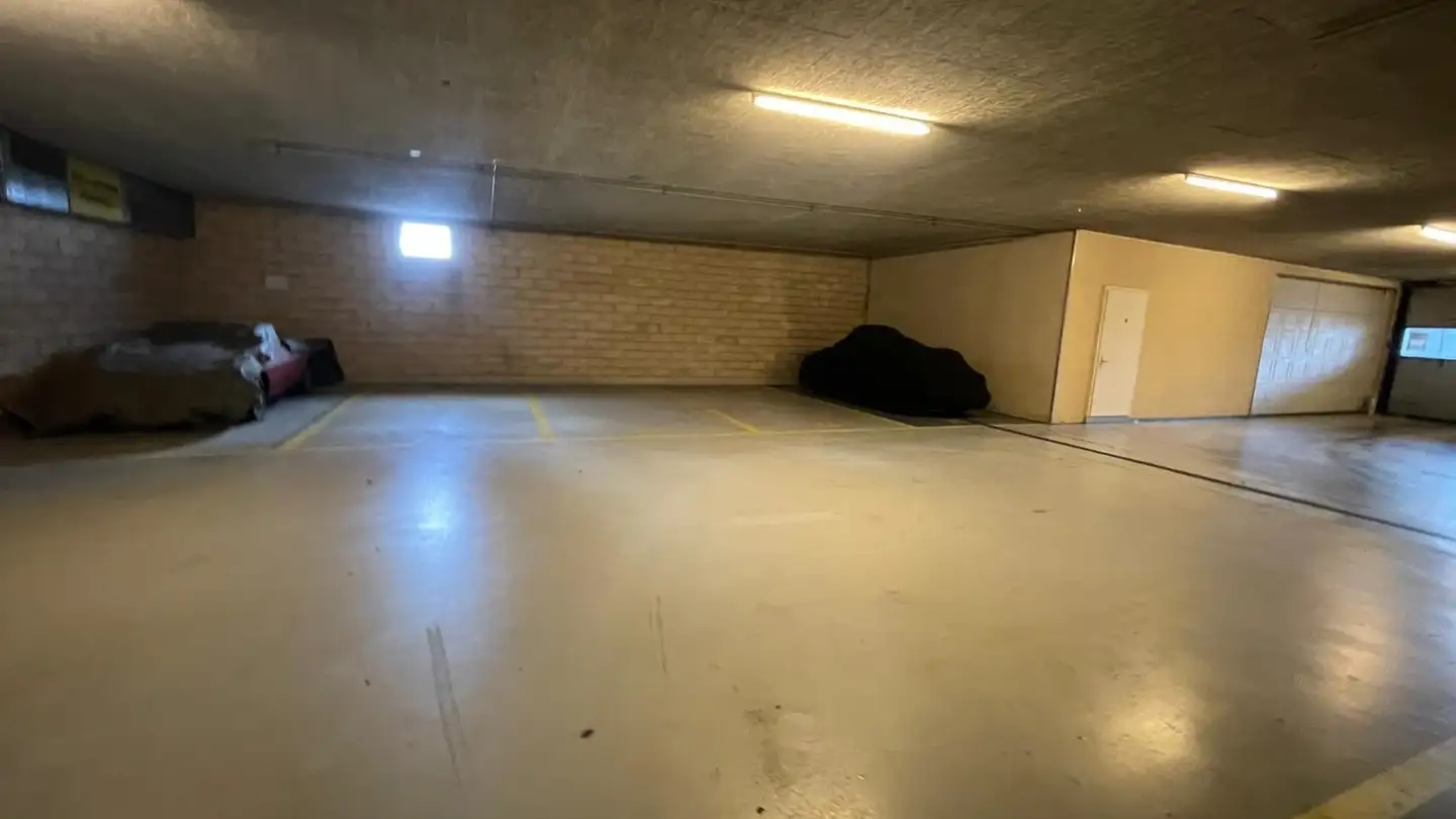 Place de parking souterraine à louer - Schwandenstrasse 64a, 3054 Schüpfen