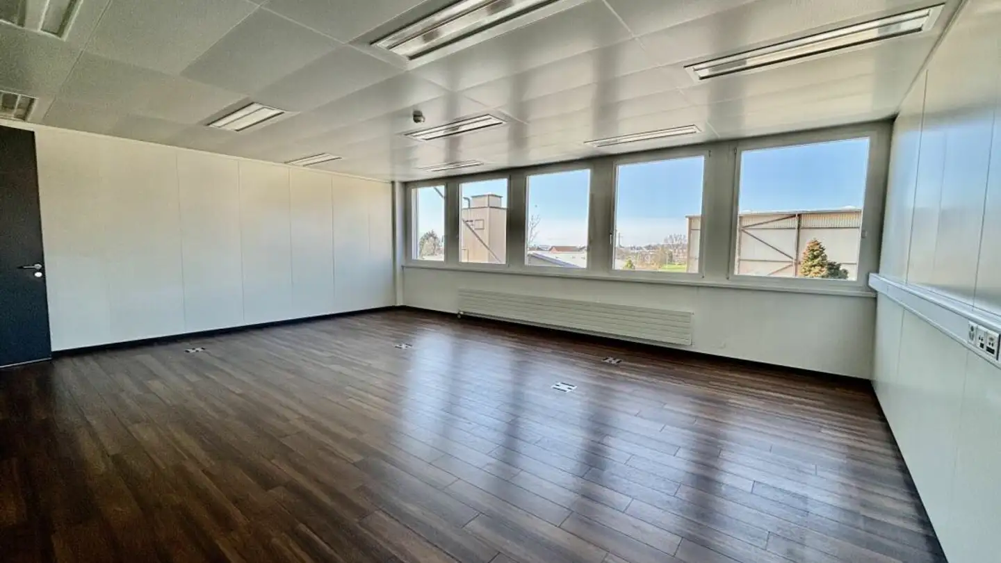 Office space for rent - 1163 Etoy - Photo 4