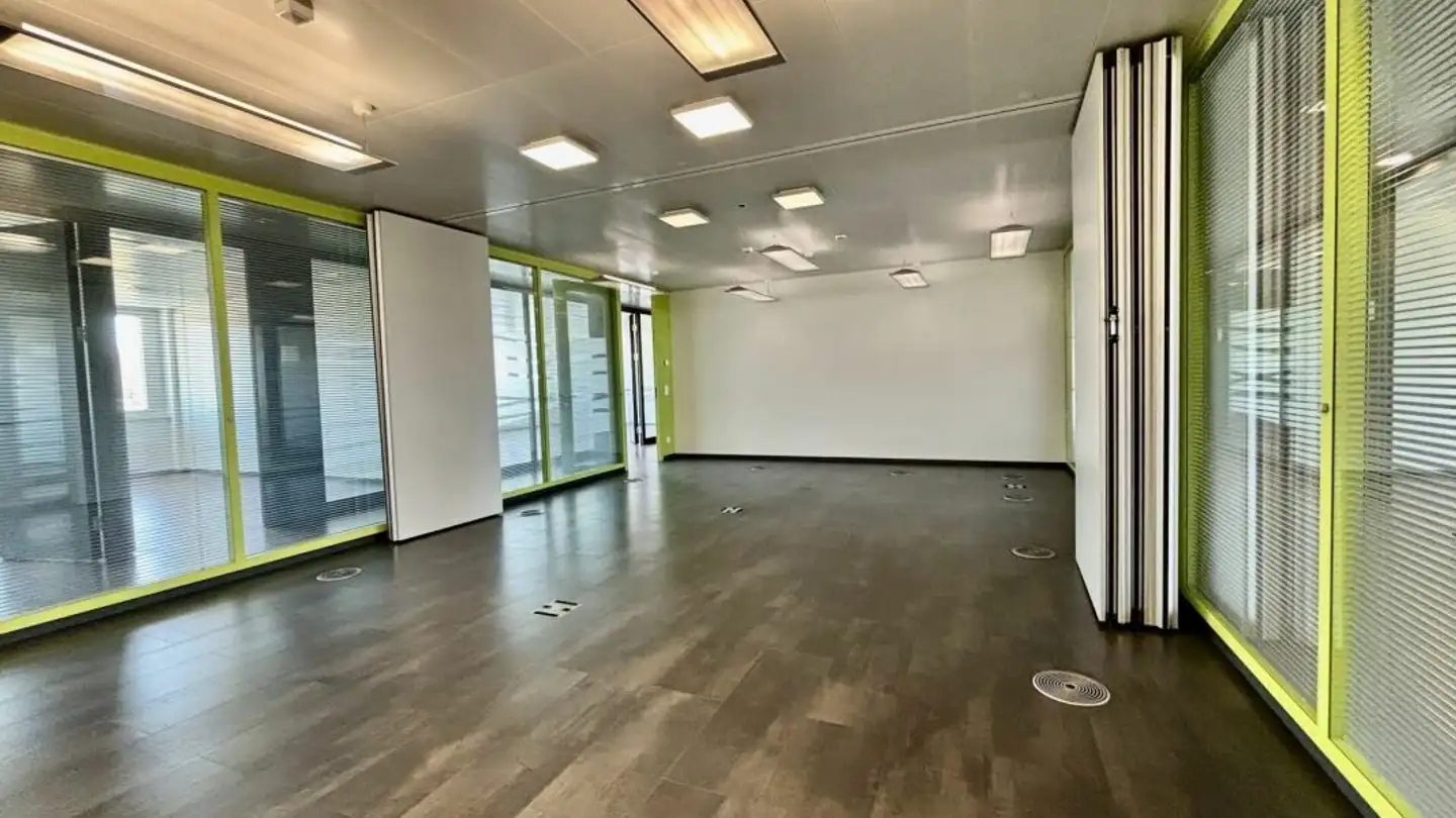 Office space for rent - 1163 Etoy - Photo 2