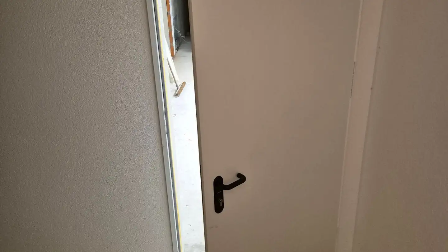 Proprietà industriale in affitto - Petinescastrasse 8, 2557 Studen BE - Photo 2