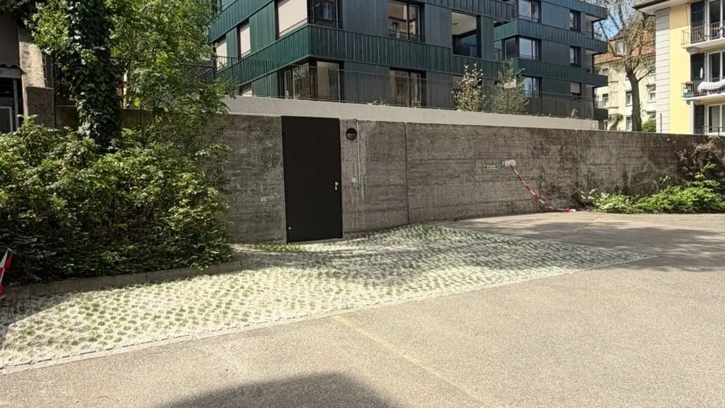 Parcheggio esterno in affitto - Renggerstrasse, 8038 Zürich