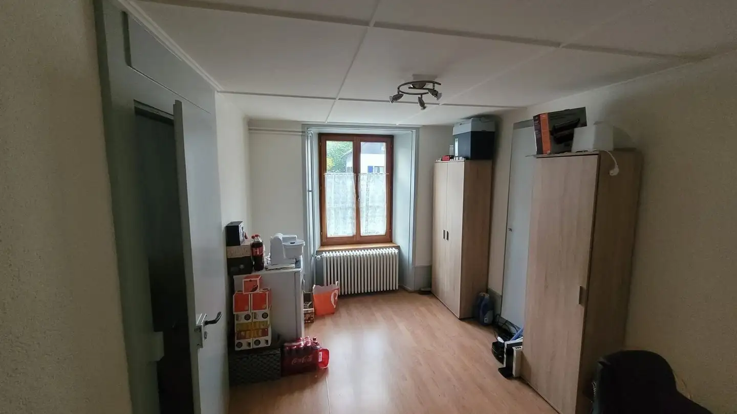 Appartamento in affitto - Rue De La Gare 4, 2105 Travers - Photo 2