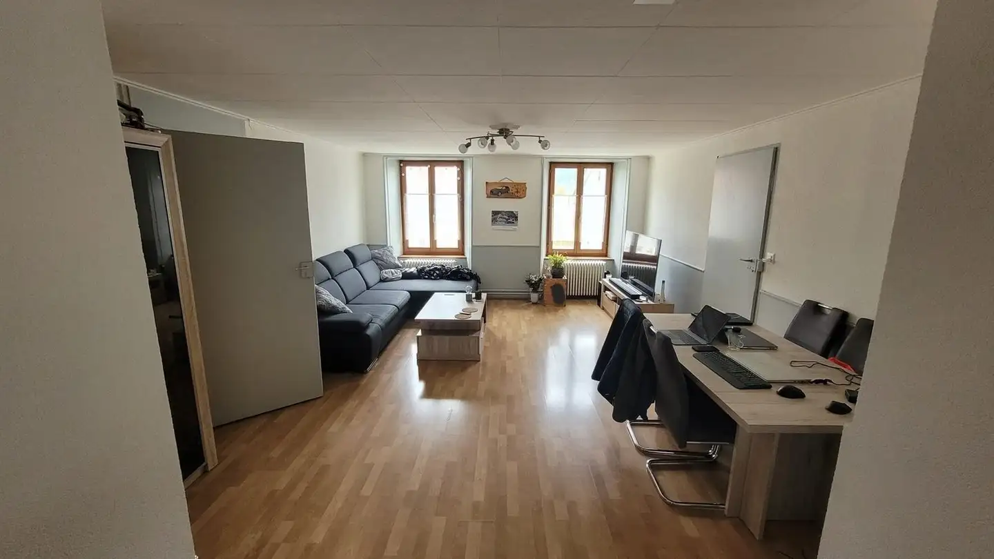 Appartamento in affitto - Rue De La Gare 4, 2105 Travers - Photo 3