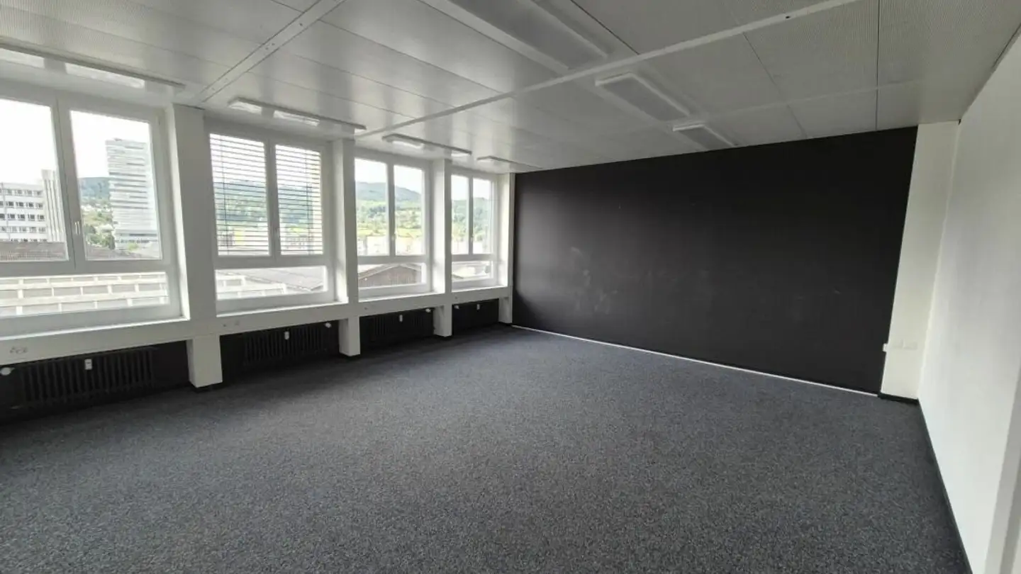 Bürofläche mieten - Hohenrainstrasse 10, 4133 Pratteln - Foto 3