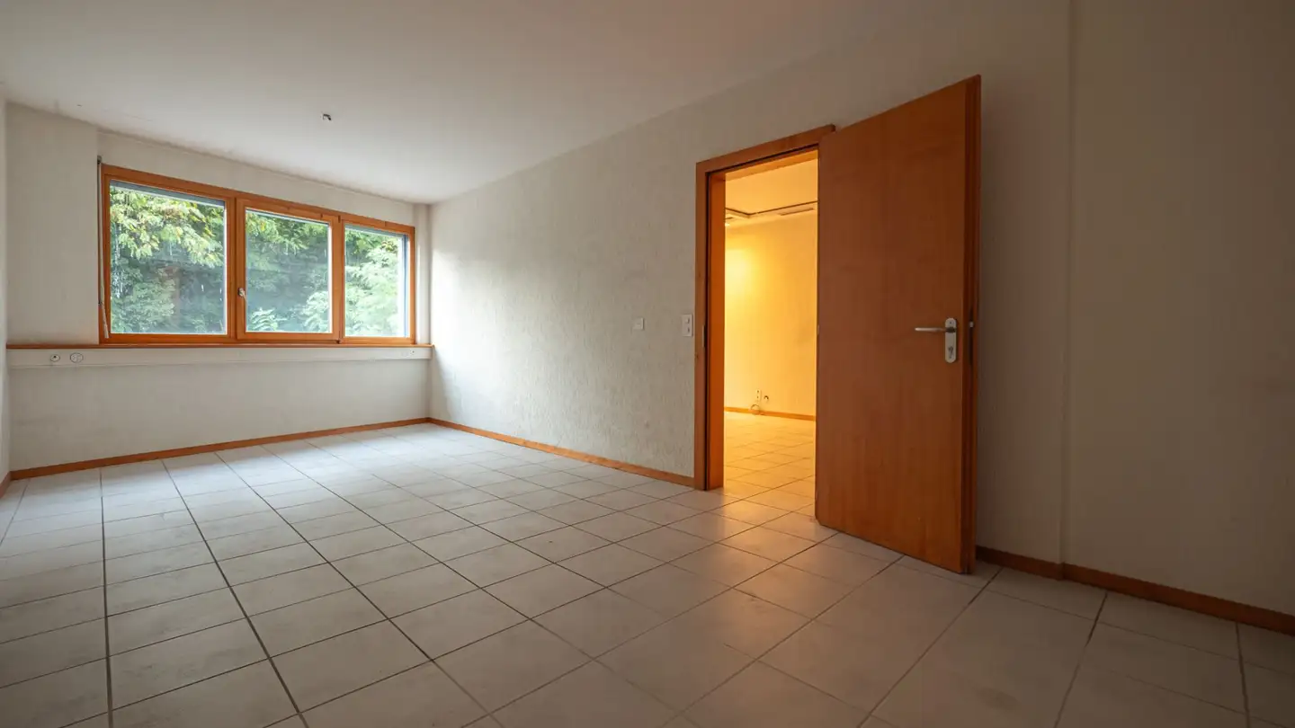 Commercial for rent - Avenue Des Alpes 6, 3960 Sierre - Photo 3