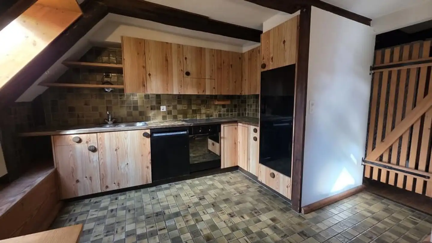 Apartment for rent - Rue Daniel-Jeanrichard 15, 2400 Le Locle - Photo 2