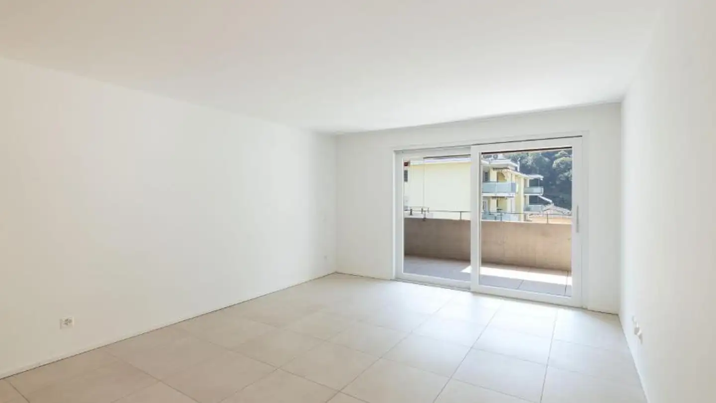 Wohnung mieten - Via Sasso Corbaro 21, 6593 Cadenazzo - Foto 2