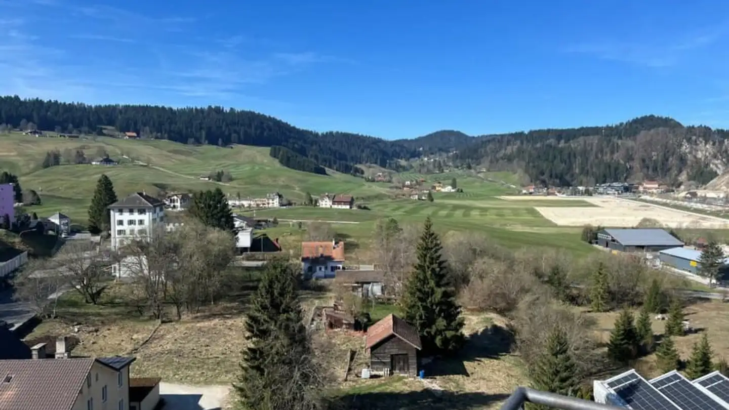 Apartment for rent - Rue des Jeanneret 26, 2400 Le Locle - Photo 2